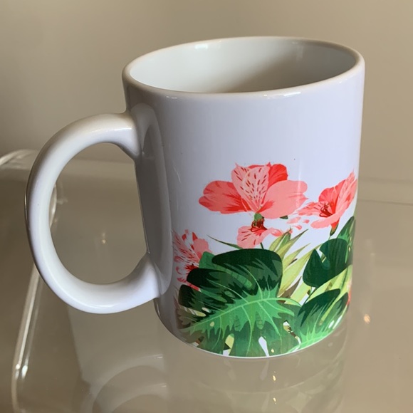 Brand new coffee mug with a pair of flamingo artwork - Picture 2 of 3